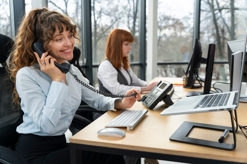 people-working-call-center_23-2149288222 VoIP services for businesses Fresno